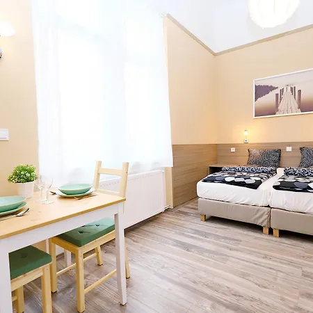 Vaci Διαμέρισμα *